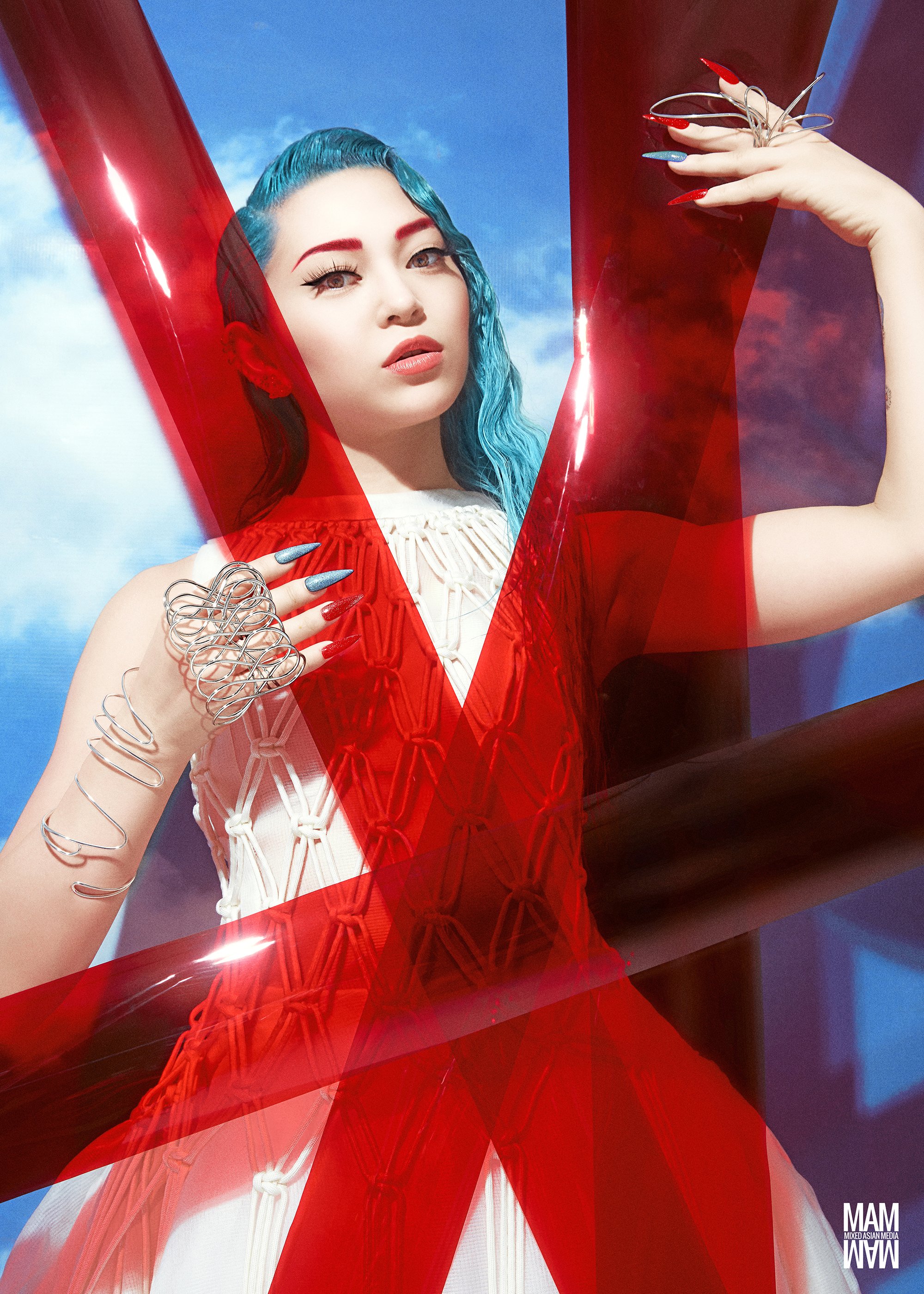 Mixed Asian Media–DESIGNING WONDERLAND with K-Pop Star AleXa